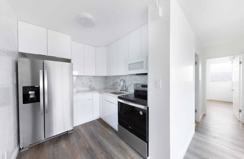Diamond Head - Kapahulu - St. Louis Apartamento | Cozy 2-bedroom apartment in charming Honolulu with WiFi, AC and parking