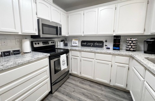 McAllen Apartamento | Cozy 2 bedroom Apartment in prime location!