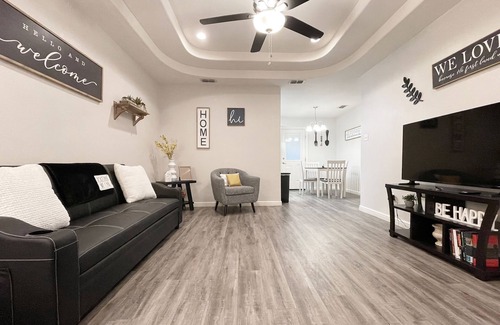 McAllen Apartamento | Cozy 2 bedroom Apartment in prime location!