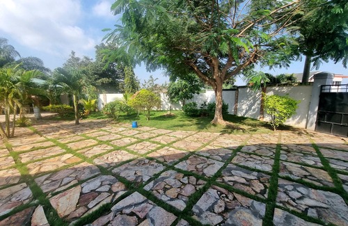 Aburi Apartamento | Cozy 2 bedroom apartment in the beautiful Aburi Mountains.