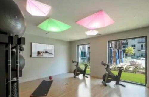 Santa Ana Apartamento | Cozy 2 Bedroom Apartment Near Disneyland and Anaheim Convention Center