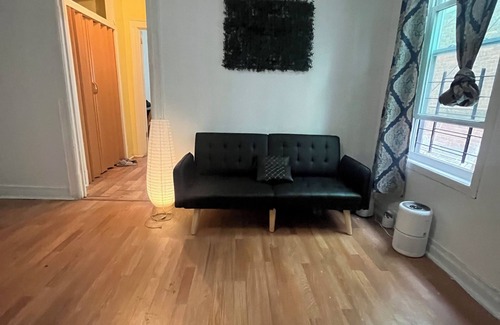 Queens Apartamento | Cozy 2-bedroom apartment in amazing Queens with WiFi, AC