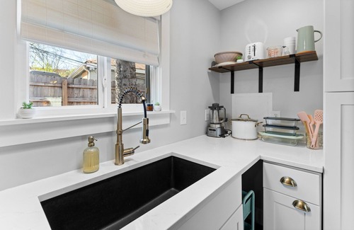 Hadley - Washington Casa | Cozy 2 Bedroom Close to Downtown