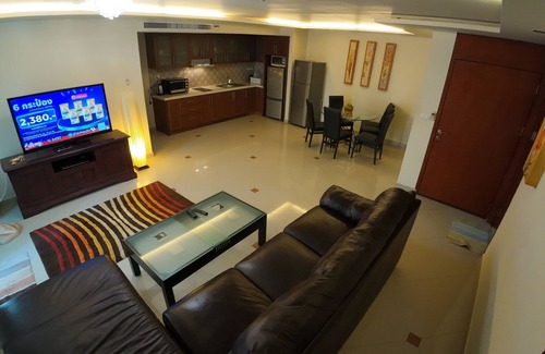 Pattaya Bay Condominio | Cozy 2-bedroom condo with AC, WiFi in amazing Pattaya