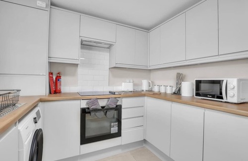 West Woodburn Casa | Cozy 2 Bedroom Cottage