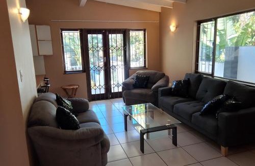 Durban North Apartamento | Cozy 2 bedroom cottage