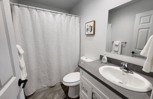 McKinleyville Cabaña | Cozy 2-Bedroom Eucalyptus Home