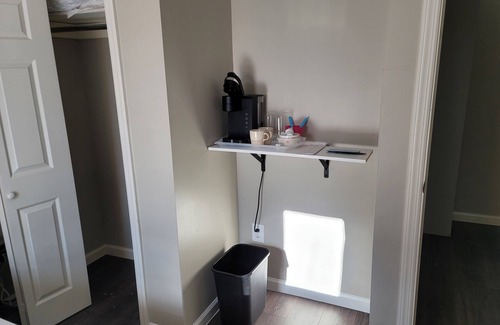 Teaneck Casa | Cozy 2-bedroom house in welcoming Teaneck with AC, WiFi