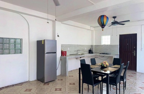 Colonia Andres Casa | Cozy 2-bedroom house with WiFi, AC for famılıes or frıends ın beautıful Cozumel