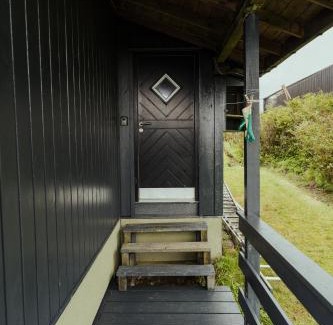 Leynar Casa | Cozy 2-bedroom house with a fantastic view