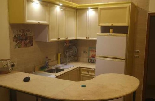 Village Road Apartamento | Cozy 2 bedroom in Alkawser Metro