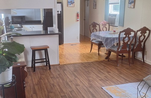 Hinesville Casa | Cozy 2-bedroom mobile home in charming Hinesville with WiFi, AC