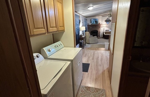 Woodfin Casa | Cozy 2-bedroom mobile home in beautiful Woodfin with WiFi, AC