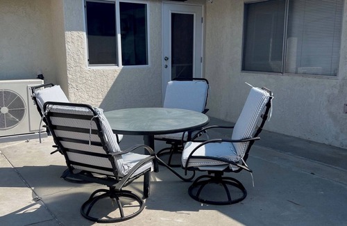 Fullerton Apartamento | Cozy 2 Bedroom- Retreat in Fullerton