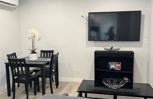 Fullerton Apartamento | Cozy 2 Bedroom- Retreat in Fullerton