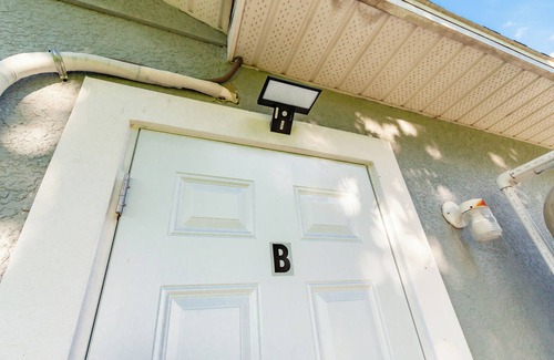 St. Cloud Apartamento | Cozy 2-bedroom studio with AC and WiFi