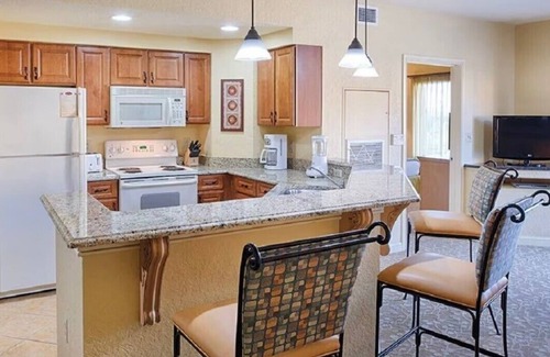 Florida Central Atlantic Coast Complejo | Cozy 2-bedroom resort in amazing Lake Buena Vista with AC, fitness room