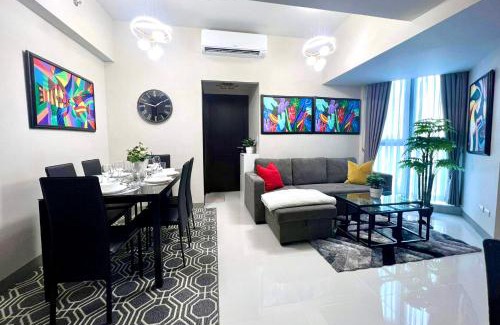 Bonifacio Global City Apartamento | Cozy 2 Bedrooms in BGC with Balcony Bathtub 600Mbps