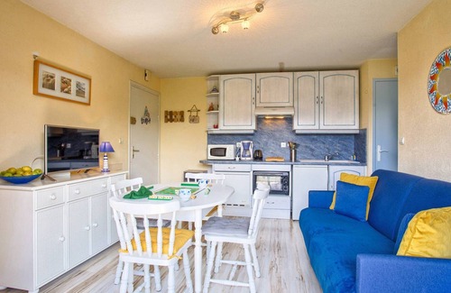 Le Home Apartamento | Apartamento acogedor a 300 m de la playa, ideal para 4 personas, con balcón y estacionamiento