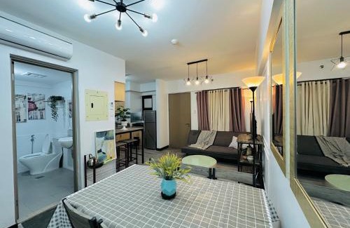 Bacoor City Apartamento | Cozy 2-BR Perfect for Families and Friends