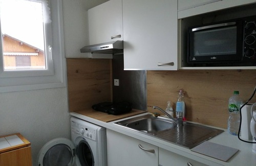Neuvecelle Apartamento | Acogedor apartamento de 2 habitaciones cerca del lago y termas