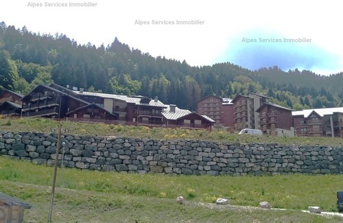 Saint-Jean-dʼAulps Apartamento | Apartamento a pie de pistas con balcón y vistas, 1 dormitorio y coin montagne