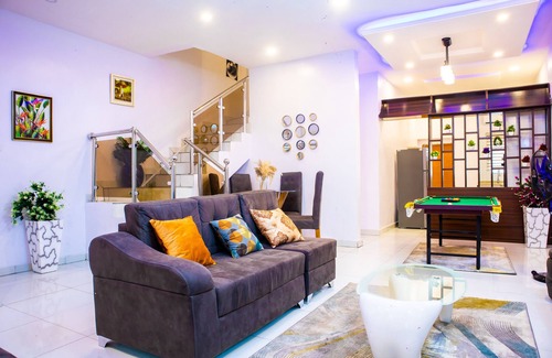 Ogombo Casa | Cozy 2Bed Terraced Duplex Apartment in Ajah-Lekki