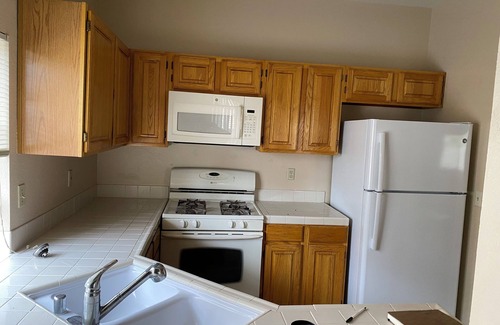 Green Valley North Casa | Amazing house,2beds 2 baths UNIQUE LOCATION garage, terrace, pet friendly