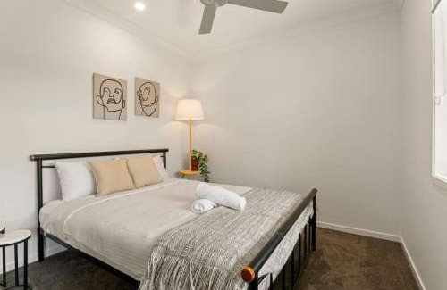 Browns Plains Casa | Cozy 2BR brandnew home at Brown Plains