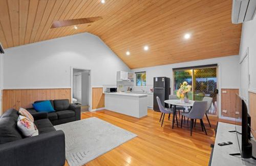 Balnarring Casa | Cozy 2BR Cottage Near Beach & Village Shops
