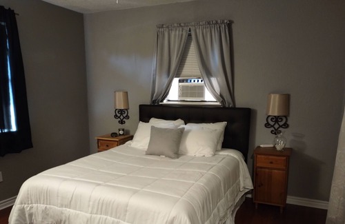 Somerville Casa | Cozy 2BR House Getaway Lake Somerville
