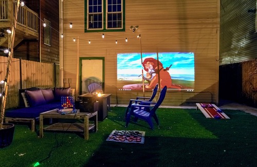 Avondale Apartamento | Cozy 2BR + Office - Park Views, Backyard, & BBQ!