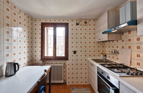 Marghera Apartamento | Cozy 2nd floor apartment with terrace