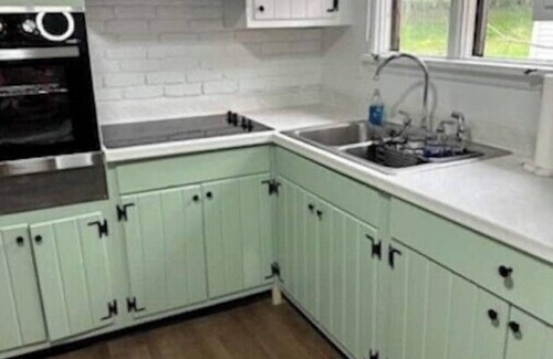 Eastside Casa | Cozy 3 bdr house walking distance to Lemoyne. Near SU, hospitals & downtown