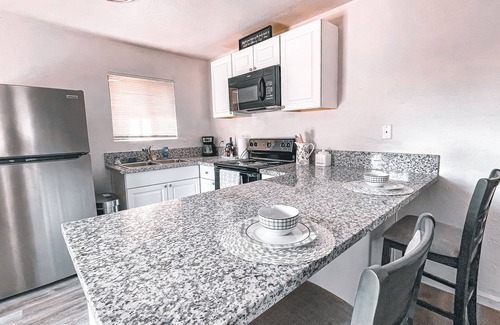East Bakersfield Casa | Cozy 3 Bed 2 Bath Home
