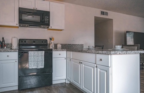 East Bakersfield Casa | Cozy 3 Bed 2 Bath Home