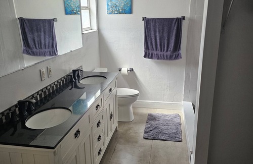 Williamsburg Casa | Cozy 3 bedrm house sitting in MIDDLE OF ALL THEME PARKS No Davenport I4 traffic.
