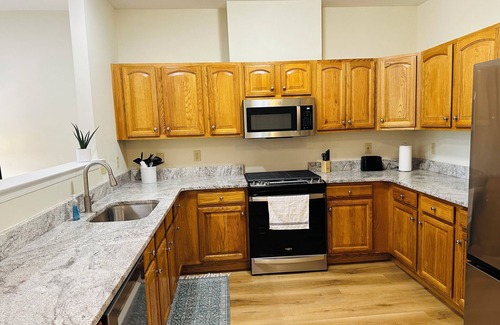 Creamery Casa | Cozy 3-Bedroom/2 Bath Townhome - Trailside - Pet Friendly