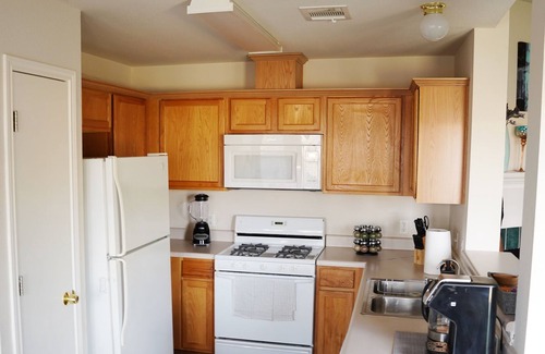 Stony Ridge North Casa | Cozy 3-Bedroom 3min from COTA