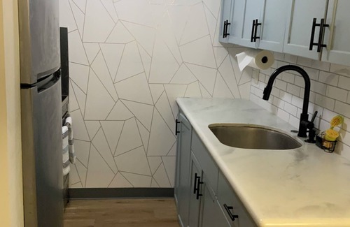 Western Honolulu Apartamento | Cozy 3-bedroom apartment with WiFi in Centrally located Honolulu Salt Lake