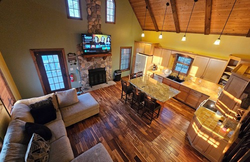 Aberdeen Cabina | Cozy 3-bedroom cabin on Richmond Lake