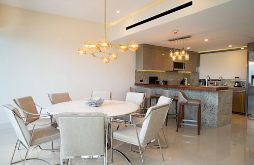 Cancun Condominio | Cozy 3-bedroom condo with WiFi and fitness room in enchanting Cancún