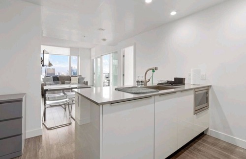 Kitchener Condominio | Cozy 3-bedroom condo with WiFi, fitness room in welcoming Kitchener