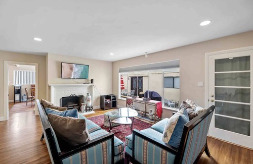 Carriage Square Casa | Cozy 3 bedroom home.
