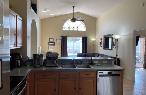 Eagle Pointe South Casa | Cozy 3-bedroom house in nice Kissimmee with AC, WiFi