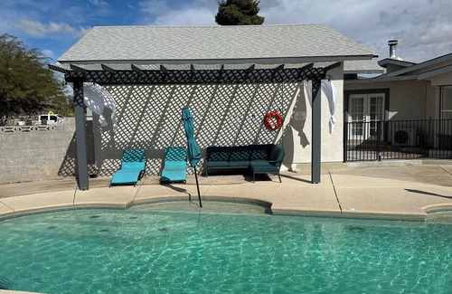 Sunrise Manor Casa | Cozy 3-bedroom house in delightful Las Vegas with Pool, WiFi, AC