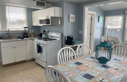 Brant Rock Casa | Cozy 3-bedroom house in charming Marshfield with AC, WiFi