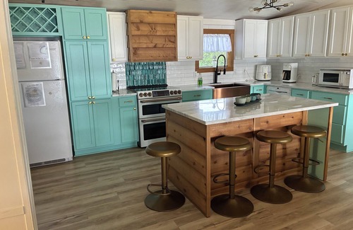 Lakeland Casa | Cozy 3-bedroom mobile home with WiFi, AC in peaceful Oscar