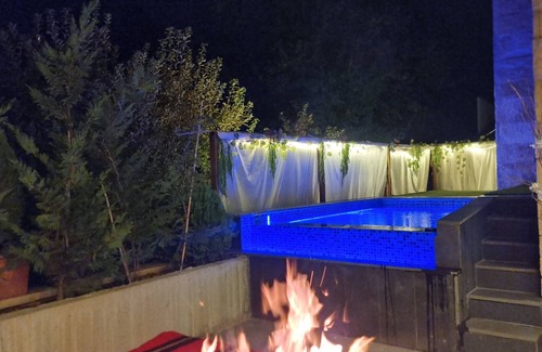 Faraya Chalet De Esquí | Cozy 3 bedrooms Chalet fit up to 8 pers with Panoramic terrace & Cheminée (pool)