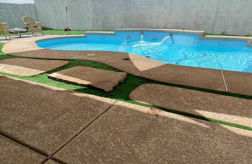 East Mesa Casa | Cozy 3 Br 2 Bath Mesa Home w/ Beautiful Pool and a Pool Table!